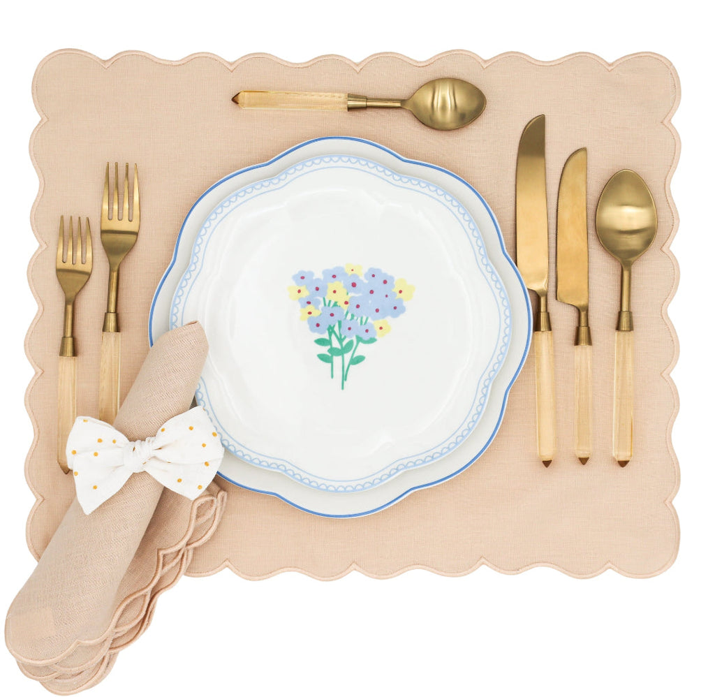 Meadow Flora Scalloped Ceramic Starter Plates – Case of 12 (+3 Bonus Plates)