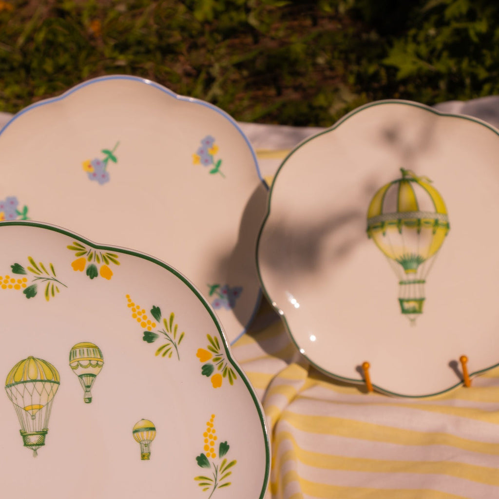 Valensole Lavender Scalloped Ceramic Starter Plates – Set of 4 (+1 Bonus Plate)